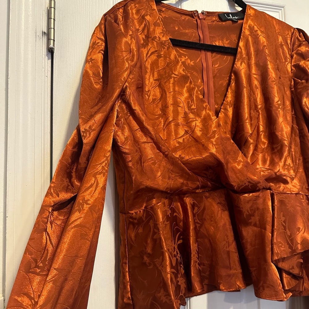 Lulus Rust Orange Jacquard V-Neck Top
